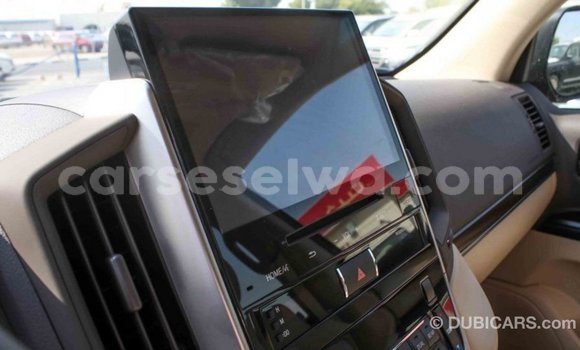 Acheter Import Voiture Toyota Land Cruiser Noir à Import - Dubai, East Mahé Acheter Import Voiture Toyota Land Cruiser Noir à Import - Dubai, East Mahé