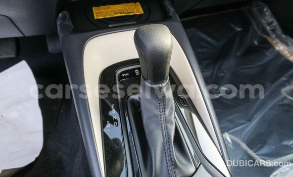 Acheter Import Voiture Toyota Corolla Blanc à Import - Dubai, East Mahé Acheter Import Voiture Toyota Corolla Blanc à Import - Dubai, East Mahé