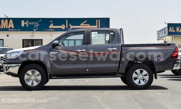 Acheter Import Voiture Toyota Hilux Autre à Import - Dubai, East Mahé Acheter Import Voiture Toyota Hilux Autre à Import - Dubai, East Mahé