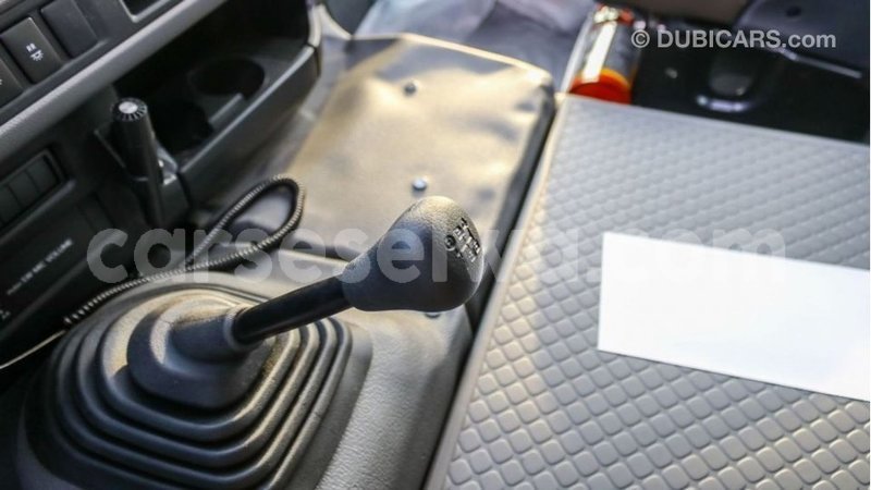 Big with watermark toyota coaster east mahe import dubai 5612