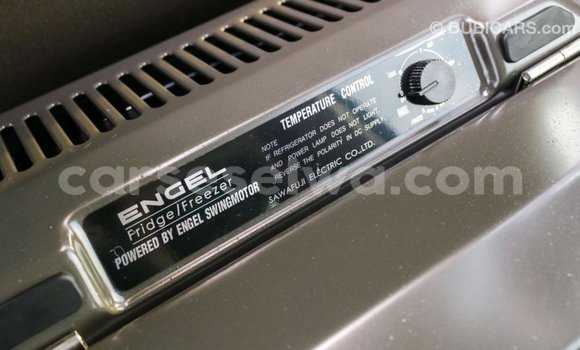 Acheter Import Voiture Toyota Coaster Blanc à Import - Dubai, East Mahé Acheter Import Voiture Toyota Coaster Blanc à Import - Dubai, East Mahé