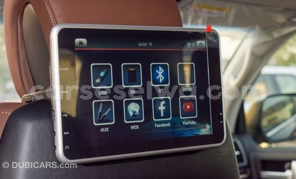 Acheter Import Voiture Toyota Land Cruiser Noir à Import - Dubai, East Mahé Acheter Import Voiture Toyota Land Cruiser Noir à Import - Dubai, East Mahé