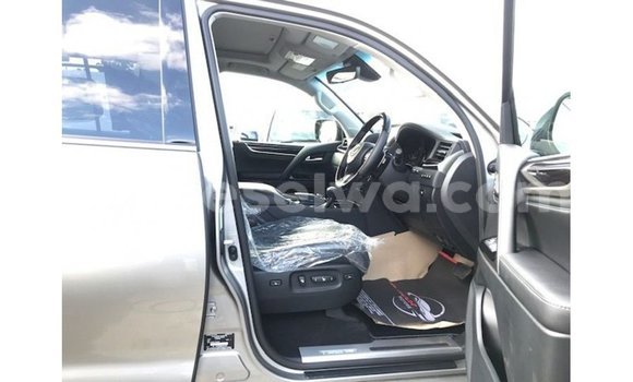 Acheter Import Voiture Lexus LX Autre à Import - Dubai, East Mahé Acheter Import Voiture Lexus LX Autre à Import - Dubai, East Mahé