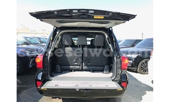 Buy Import Toyota Land Cruiser Black Car in Import - Dubai in East Mahé Buy Import Toyota Land Cruiser Black Car in Import - Dubai in East Mahé