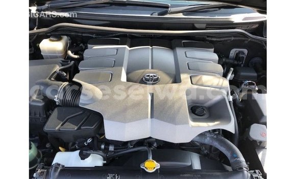 Buy Import Toyota Land Cruiser Black Car in Import - Dubai in East Mahé Buy Import Toyota Land Cruiser Black Car in Import - Dubai in East Mahé