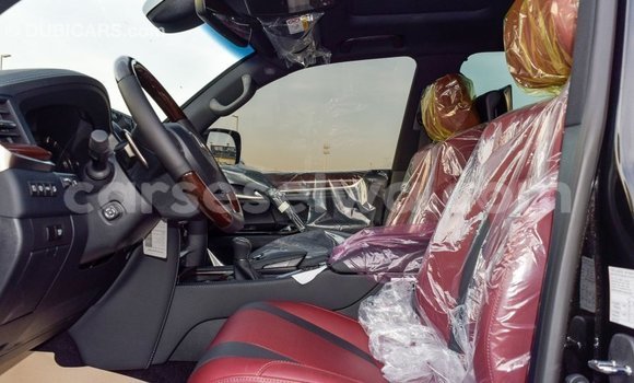 Acheter Import Voiture Lexus LX Noir à Import - Dubai, East Mahé Acheter Import Voiture Lexus LX Noir à Import - Dubai, East Mahé