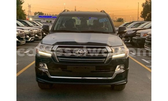 Buy Import Toyota Land Cruiser Black Car in Import - Dubai in East Mahé Buy Import Toyota Land Cruiser Black Car in Import - Dubai in East Mahé