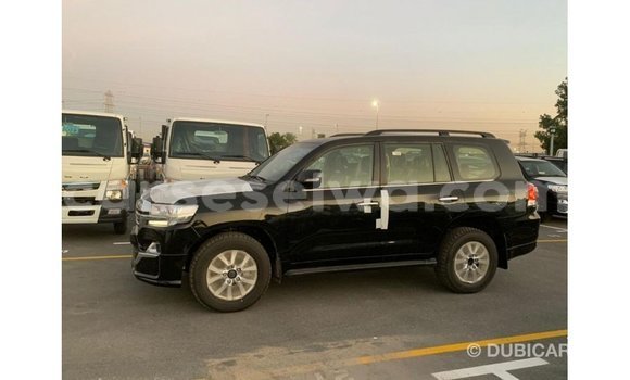 Buy Import Toyota Land Cruiser Black Car in Import - Dubai in East Mahé Buy Import Toyota Land Cruiser Black Car in Import - Dubai in East Mahé
