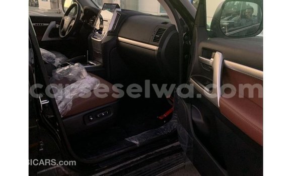 Buy Import Toyota Land Cruiser Black Car in Import - Dubai in East Mahé Buy Import Toyota Land Cruiser Black Car in Import - Dubai in East Mahé