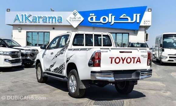 Acheter Import Voiture Toyota Hilux Blanc à Import - Dubai, East Mahé Acheter Import Voiture Toyota Hilux Blanc à Import - Dubai, East Mahé