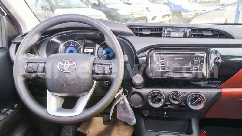 Big with watermark toyota hilux east mahe import dubai 5632