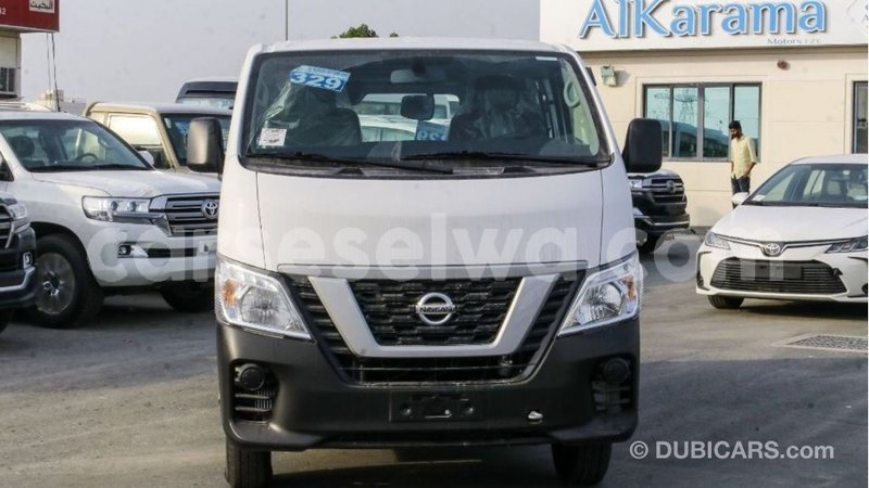 Big with watermark nissan urvan east mahe import dubai 5633