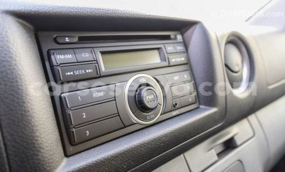 Acheter Import Voiture Nissan Urvan Blanc à Import - Dubai, East Mahé Acheter Import Voiture Nissan Urvan Blanc à Import - Dubai, East Mahé