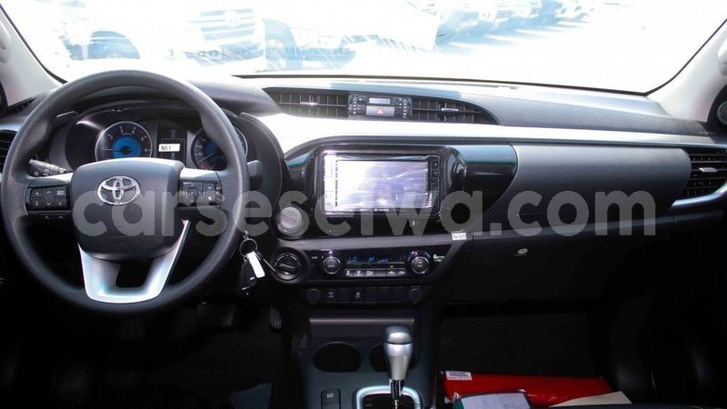 Big with watermark toyota hilux east mahe import dubai 5637