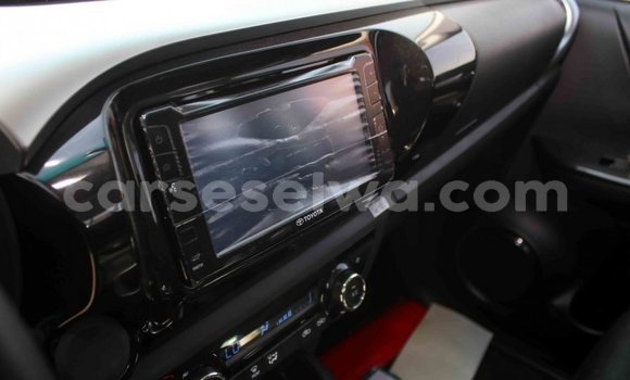 Acheter Import Voiture Toyota Hilux Autre à Import - Dubai, East Mahé Acheter Import Voiture Toyota Hilux Autre à Import - Dubai, East Mahé