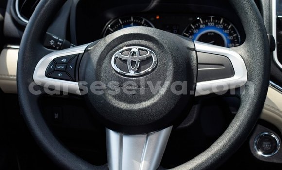 Acheter Import Voiture Toyota Rush Blanc à Import - Dubai, East Mahé Acheter Import Voiture Toyota Rush Blanc à Import - Dubai, East Mahé