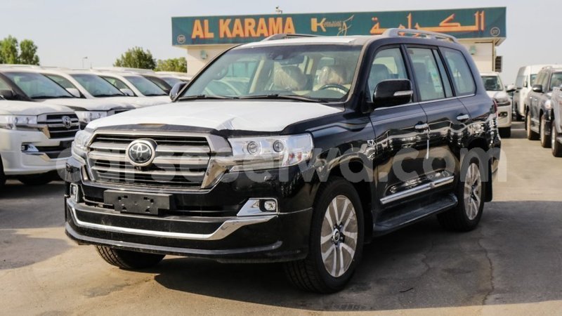 Big with watermark toyota land cruiser east mahe import dubai 5641