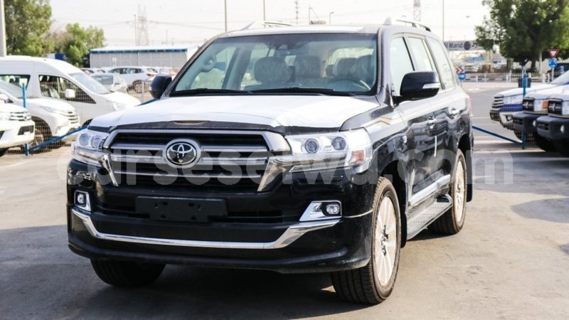 Big with watermark toyota land cruiser east mahe import dubai 5641