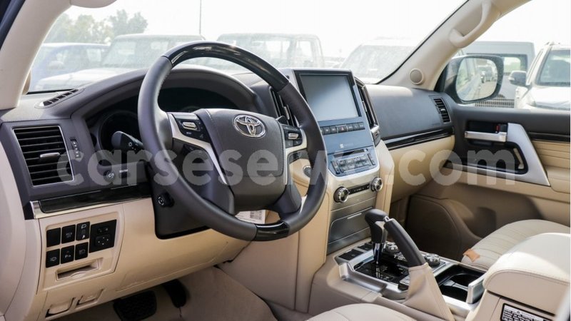 Big with watermark toyota land cruiser east mahe import dubai 5641