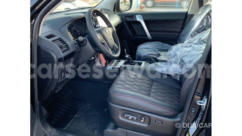 Big with watermark toyota prado east mahe import dubai 5644