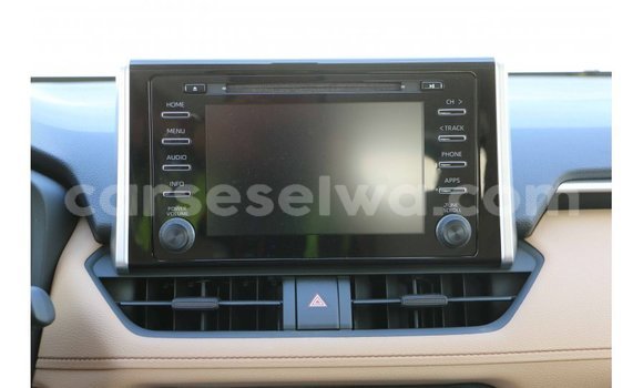 Acheter Import Utilitaire Toyota Ade Blanc à Import - Dubai, East Mahé Acheter Import Utilitaire Toyota Ade Blanc à Import - Dubai, East Mahé