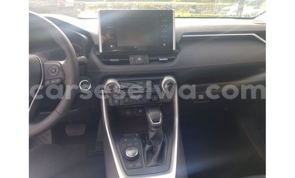 Buy Import Toyota Ade Other Truck in Import - Dubai in East Mahé Buy Import Toyota Ade Other Truck in Import - Dubai in East Mahé