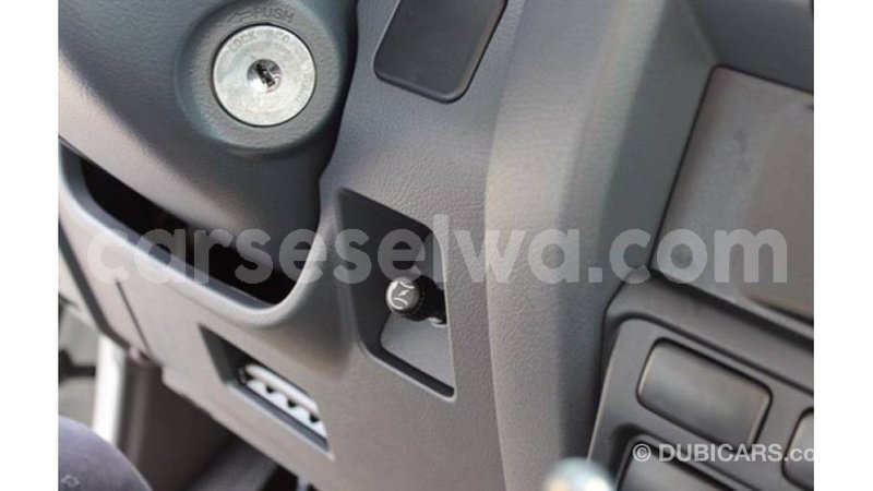 Big with watermark toyota land cruiser east mahe import dubai 5647