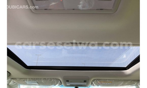 Acheter Import Voiture Toyota Land Cruiser Noir à Import - Dubai, East Mahé Acheter Import Voiture Toyota Land Cruiser Noir à Import - Dubai, East Mahé