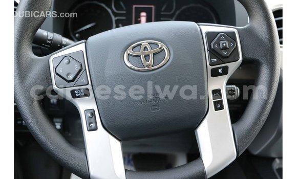 Acheter Import Voiture Toyota Tundra Blanc à Import - Dubai, East Mahé Acheter Import Voiture Toyota Tundra Blanc à Import - Dubai, East Mahé
