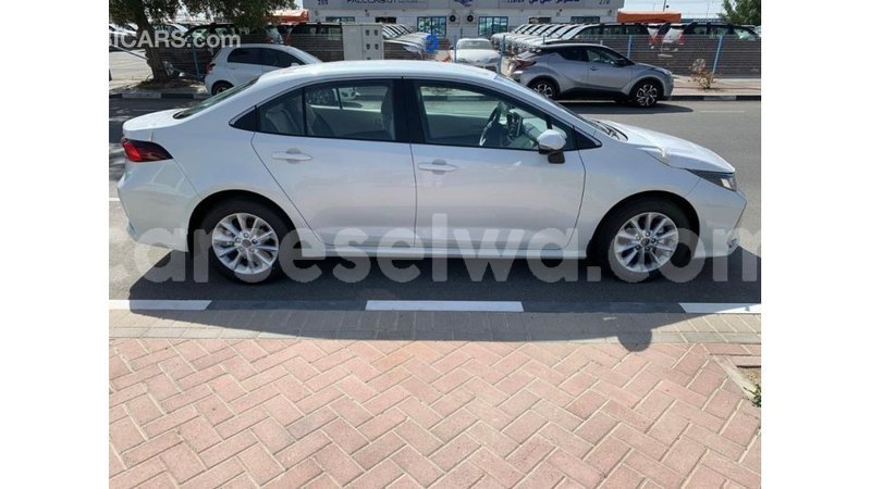 Big with watermark toyota corolla east mahe import dubai 5662