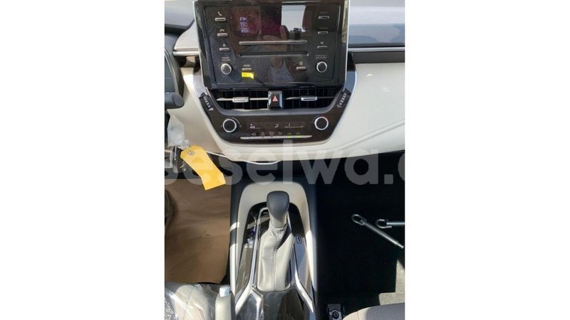 Big with watermark toyota corolla east mahe import dubai 5662