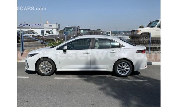 Buy Import Toyota Corolla White Car in Import - Dubai in East Mahé Buy Import Toyota Corolla White Car in Import - Dubai in East Mahé