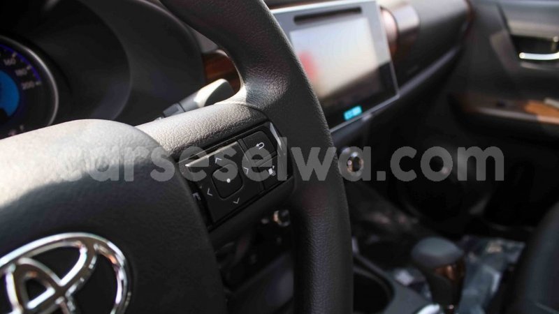 Big with watermark toyota hilux east mahe import dubai 5665