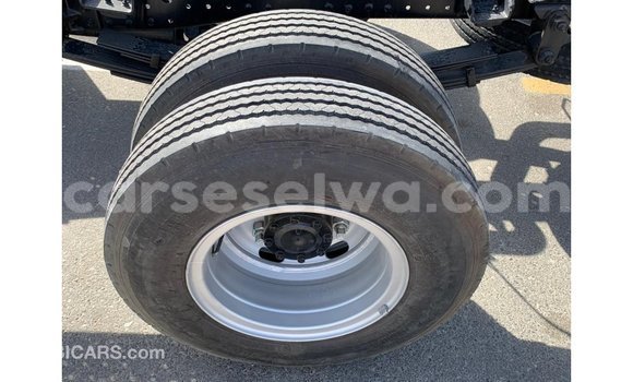 Acheter Import Voiture Mitsubishi i Blanc à Import - Dubai, East Mahé Acheter Import Voiture Mitsubishi i Blanc à Import - Dubai, East Mahé