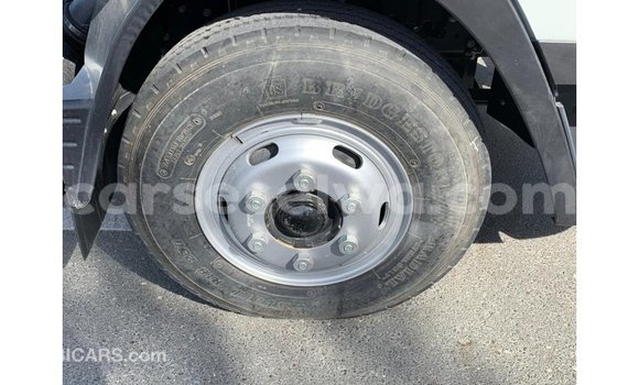 Acheter Import Voiture Mitsubishi i Blanc à Import - Dubai, East Mahé Acheter Import Voiture Mitsubishi i Blanc à Import - Dubai, East Mahé