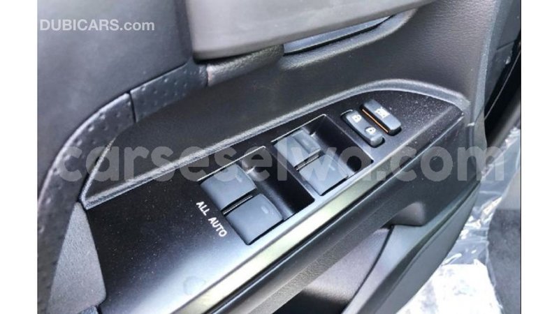 Big with watermark toyota land cruiser east mahe import dubai 5671