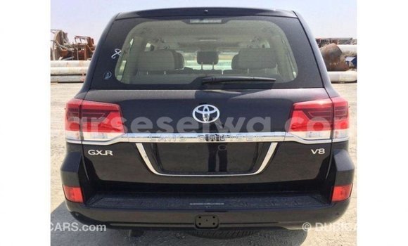 Buy Import Toyota Land Cruiser Black Car in Import - Dubai in East Mahé Buy Import Toyota Land Cruiser Black Car in Import - Dubai in East Mahé