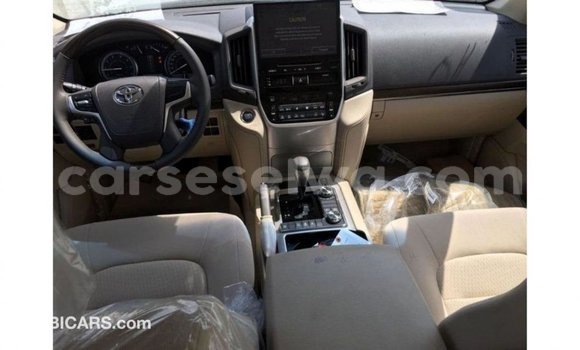Buy Import Toyota Land Cruiser Black Car in Import - Dubai in East Mahé Buy Import Toyota Land Cruiser Black Car in Import - Dubai in East Mahé