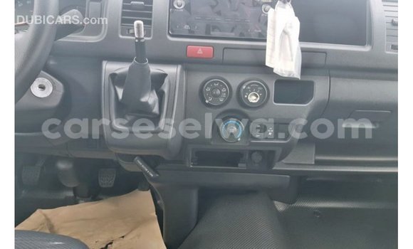 Buy Import Toyota Hiace White Car in Import - Dubai in East Mahé Buy Import Toyota Hiace White Car in Import - Dubai in East Mahé
