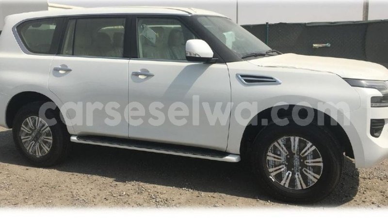 Big with watermark nissan patrol east mahe import dubai 5685