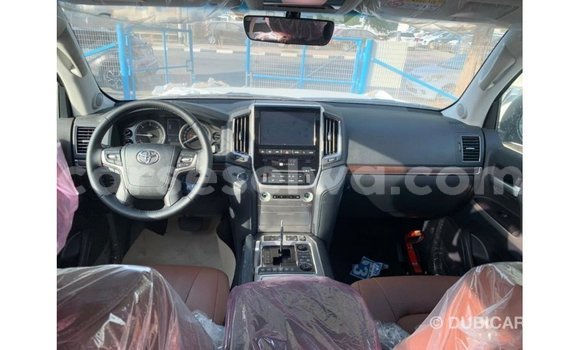 Buy Import Toyota Land Cruiser Black Car in Import - Dubai in East Mahé Buy Import Toyota Land Cruiser Black Car in Import - Dubai in East Mahé