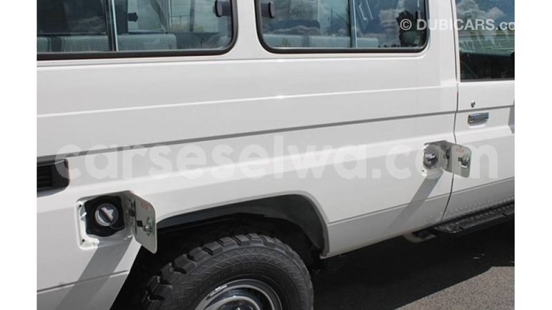 Big with watermark toyota land cruiser east mahe import dubai 5687