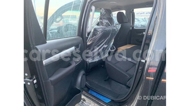 Big with watermark toyota hilux east mahe import dubai 5688