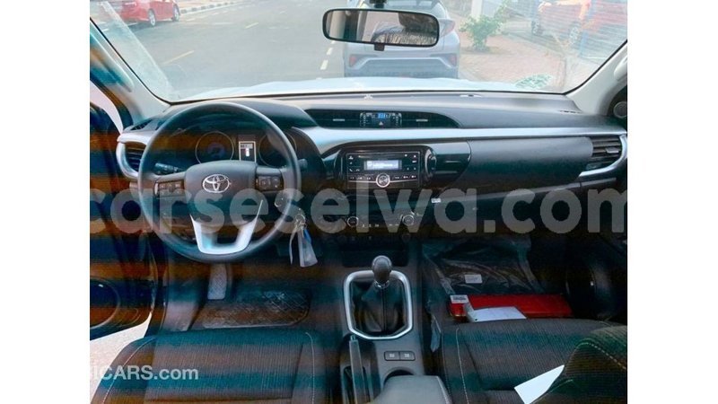 Big with watermark toyota hilux east mahe import dubai 5688