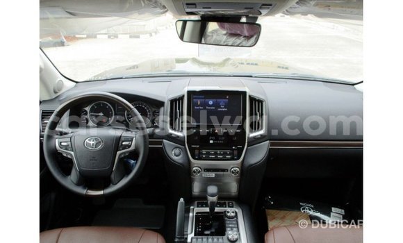 Buy Import Toyota Land Cruiser Black Car in Import - Dubai in East Mahé Buy Import Toyota Land Cruiser Black Car in Import - Dubai in East Mahé