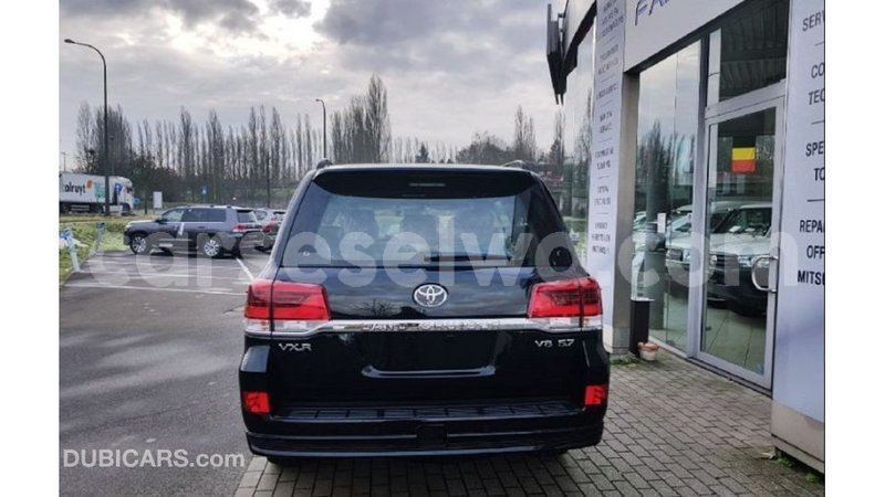 Big with watermark toyota land cruiser east mahe import dubai 5690