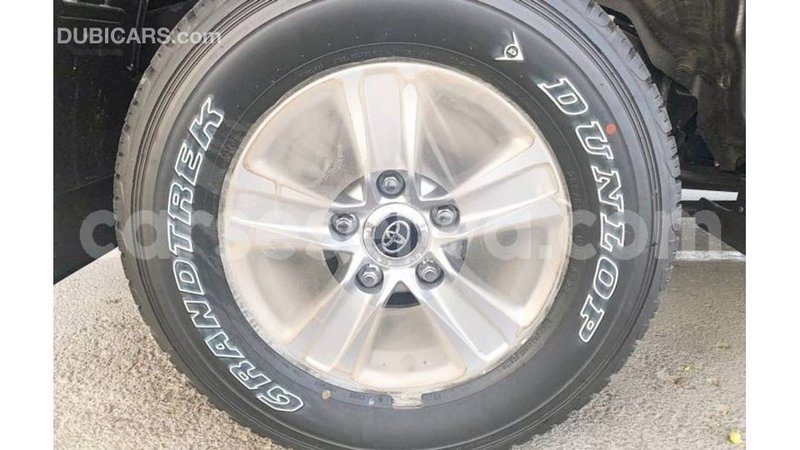 Big with watermark toyota land cruiser east mahe import dubai 5692