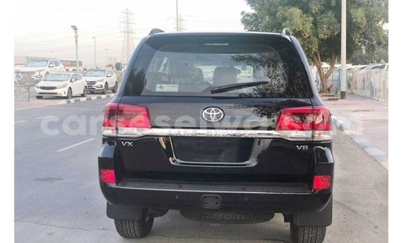 Buy Import Toyota Land Cruiser Black Car in Import - Dubai in East Mahé Buy Import Toyota Land Cruiser Black Car in Import - Dubai in East Mahé