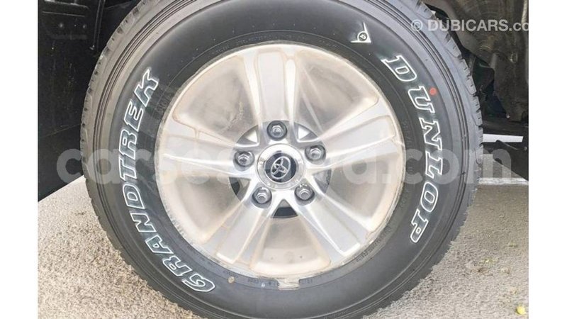 Big with watermark toyota land cruiser east mahe import dubai 5692