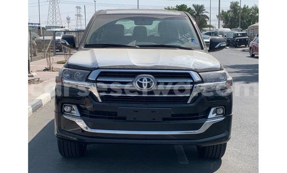 Buy Import Toyota Land Cruiser Black Car in Import - Dubai in East Mahé Buy Import Toyota Land Cruiser Black Car in Import - Dubai in East Mahé
